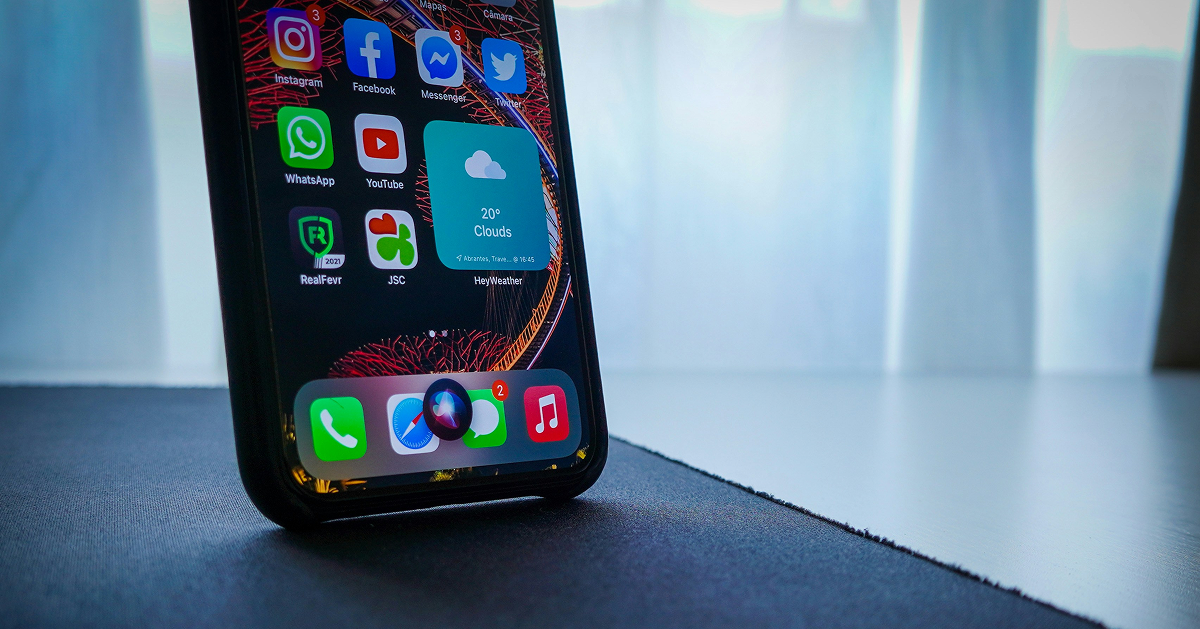 Ai News by AiSe. Siri Just Got a Brain